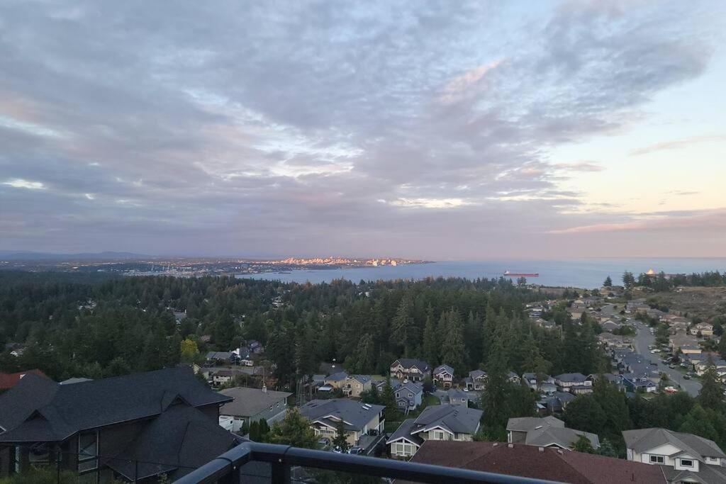 Appartement Eagle'S View Penthouse à Victoria Extérieur photo