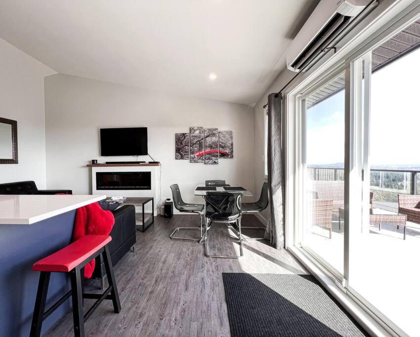 Appartement Eagle'S View Penthouse à Victoria Extérieur photo