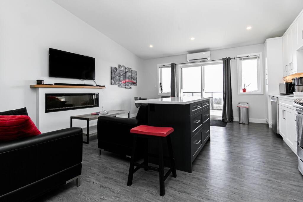 Appartement Eagle'S View Penthouse à Victoria Extérieur photo