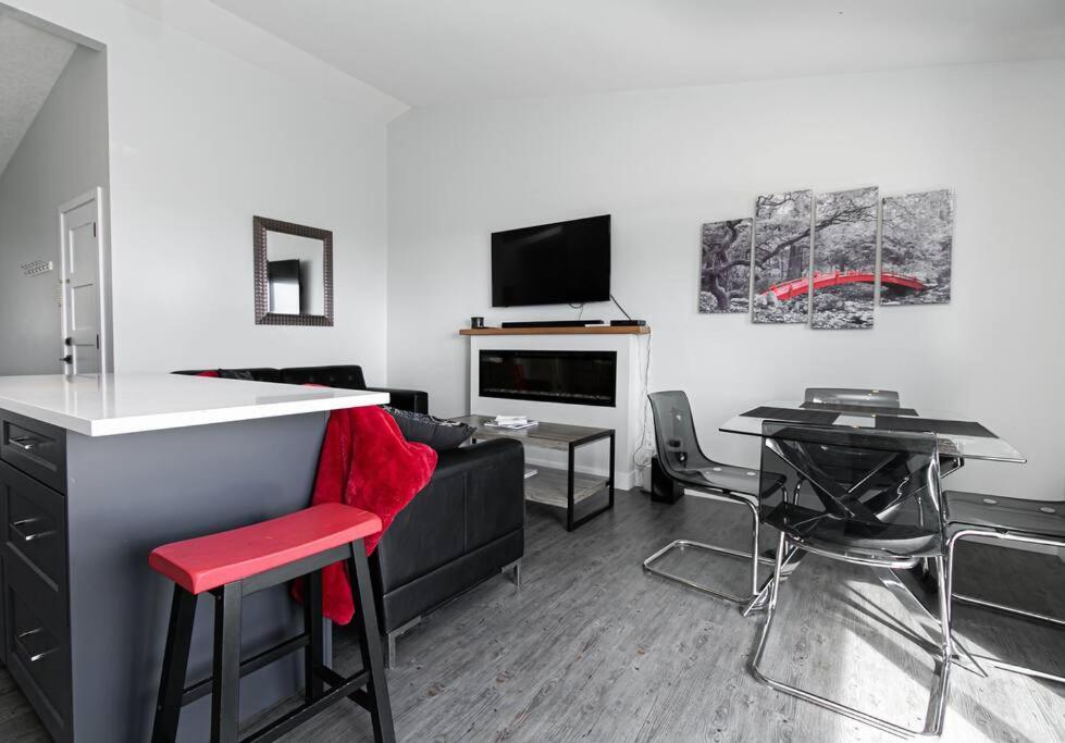 Appartement Eagle'S View Penthouse à Victoria Extérieur photo